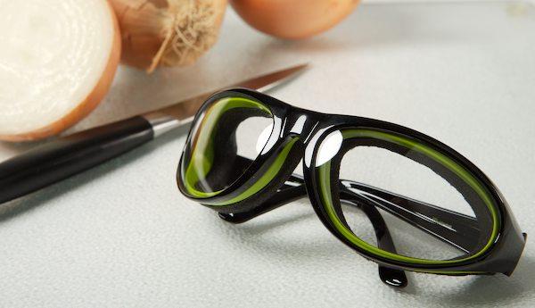  Tear- Free Onion Goggles