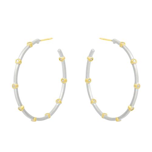 Your Go-To Bezel Hoop: Silver/Gold