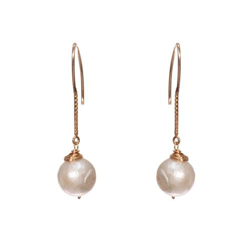 Pearl Drop Earrings: Gold